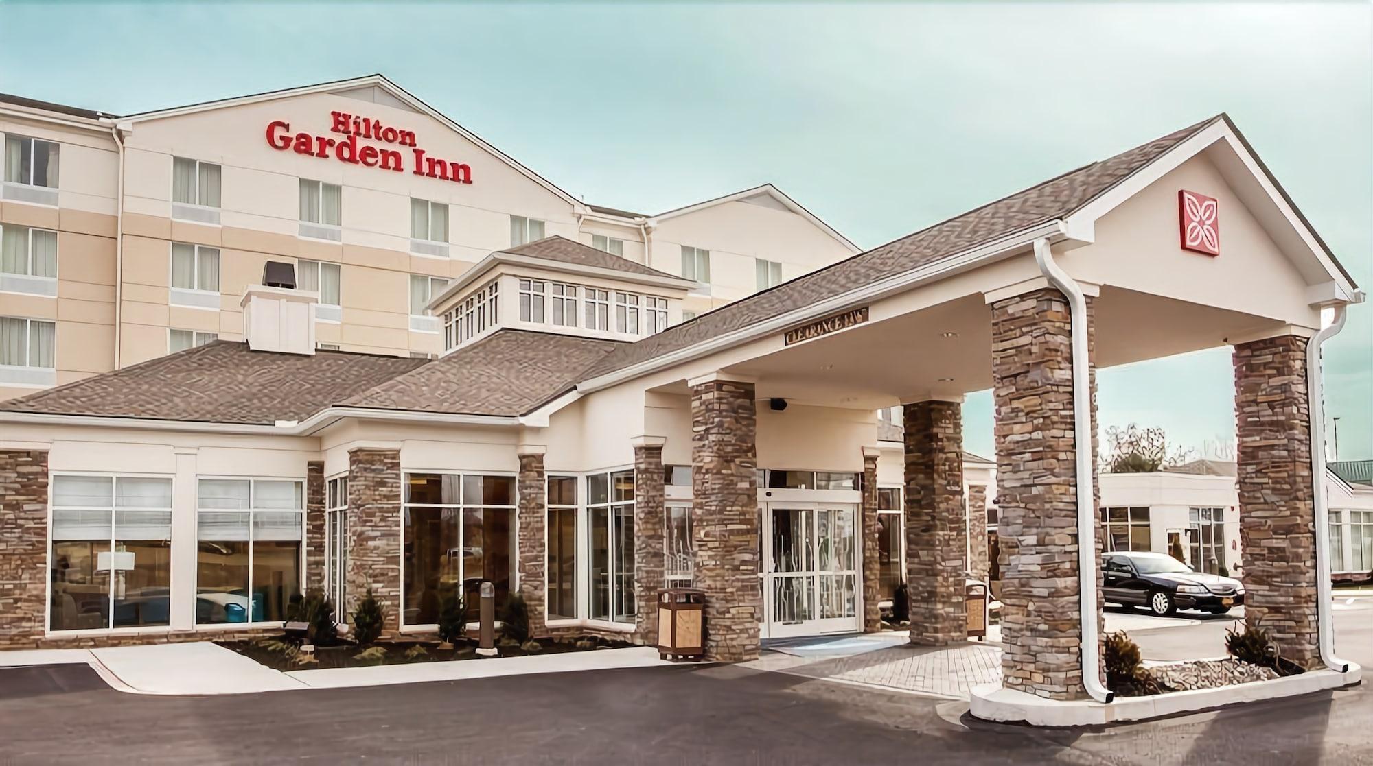 Hilton Garden Inn Grand Rapids East Exterior photo